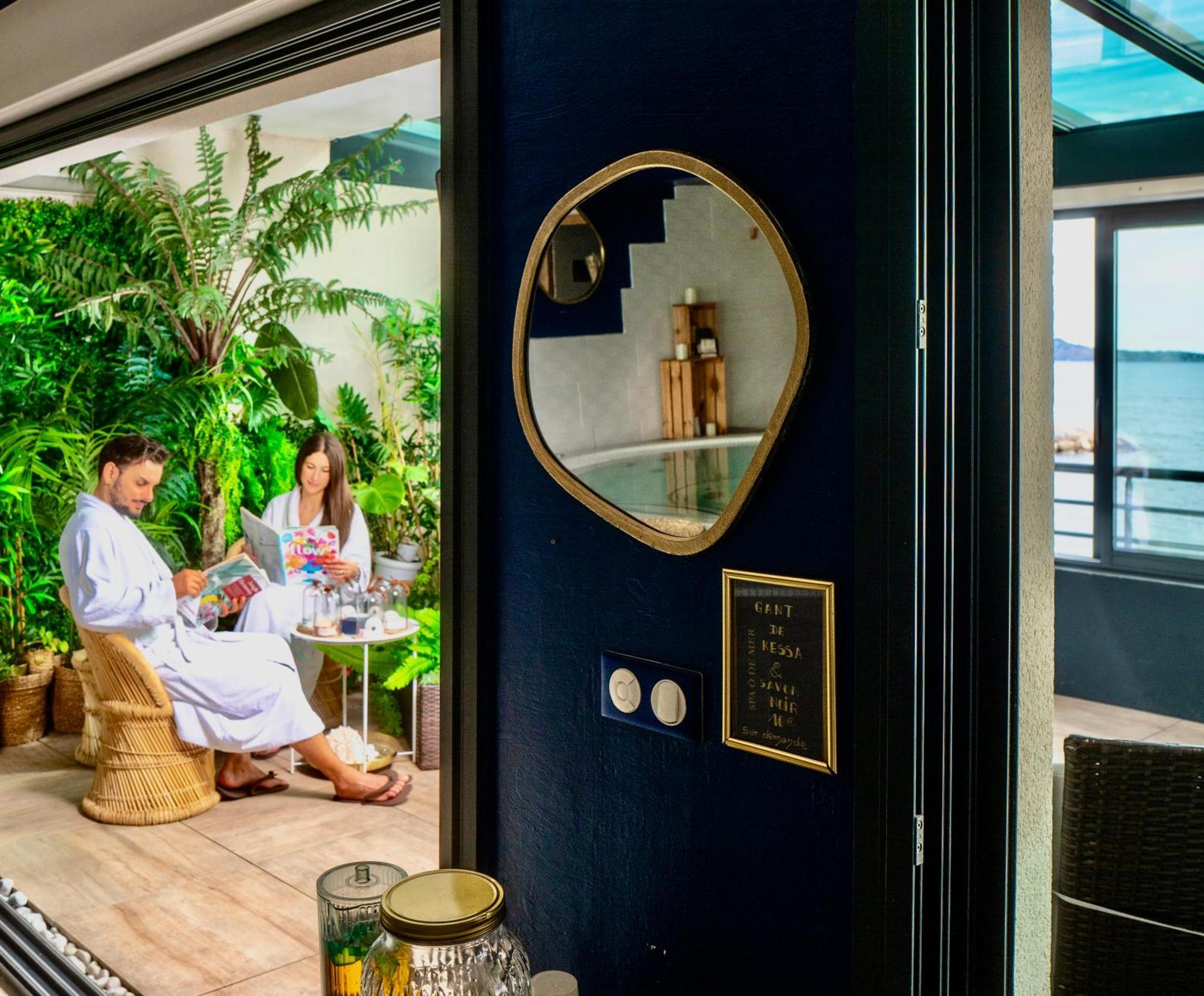 Blue Summer Vibes Apartment For 4P, Ac, Parking, Beach At 50M, Spa Access -1 라시오타 외부 사진